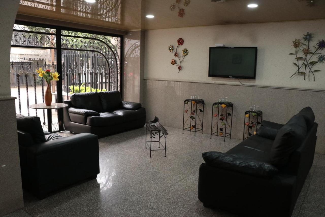 Hoteles Bogota Inn Park Way Exterior photo